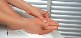 AYAKKABI ALMAK İÇİN AKŞAMI BEKLEYİN